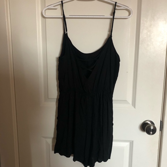 Romper - Picture 2 of 3